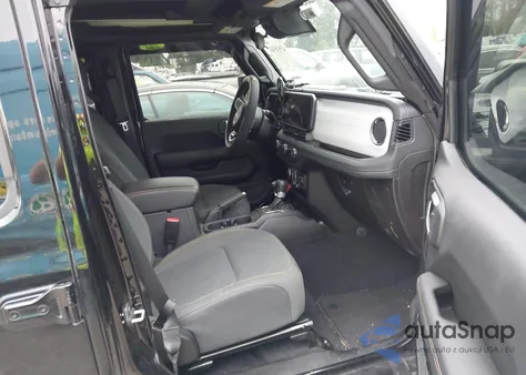 2024 Jeep Wrangler 4Xe Sahara 4Xe z USA, uszkodzony, nr VIN 1C4RJXP6XRW116100